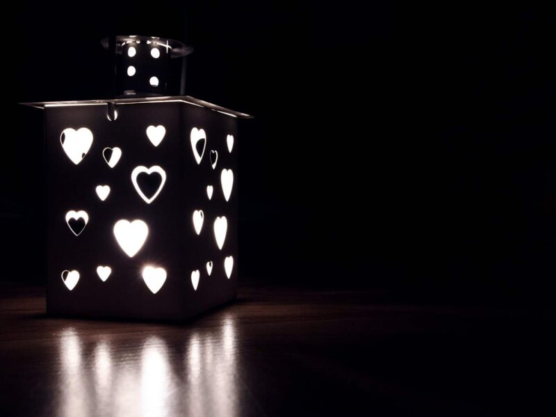 Designerskie lampy - sposób na interesujące wnętrze